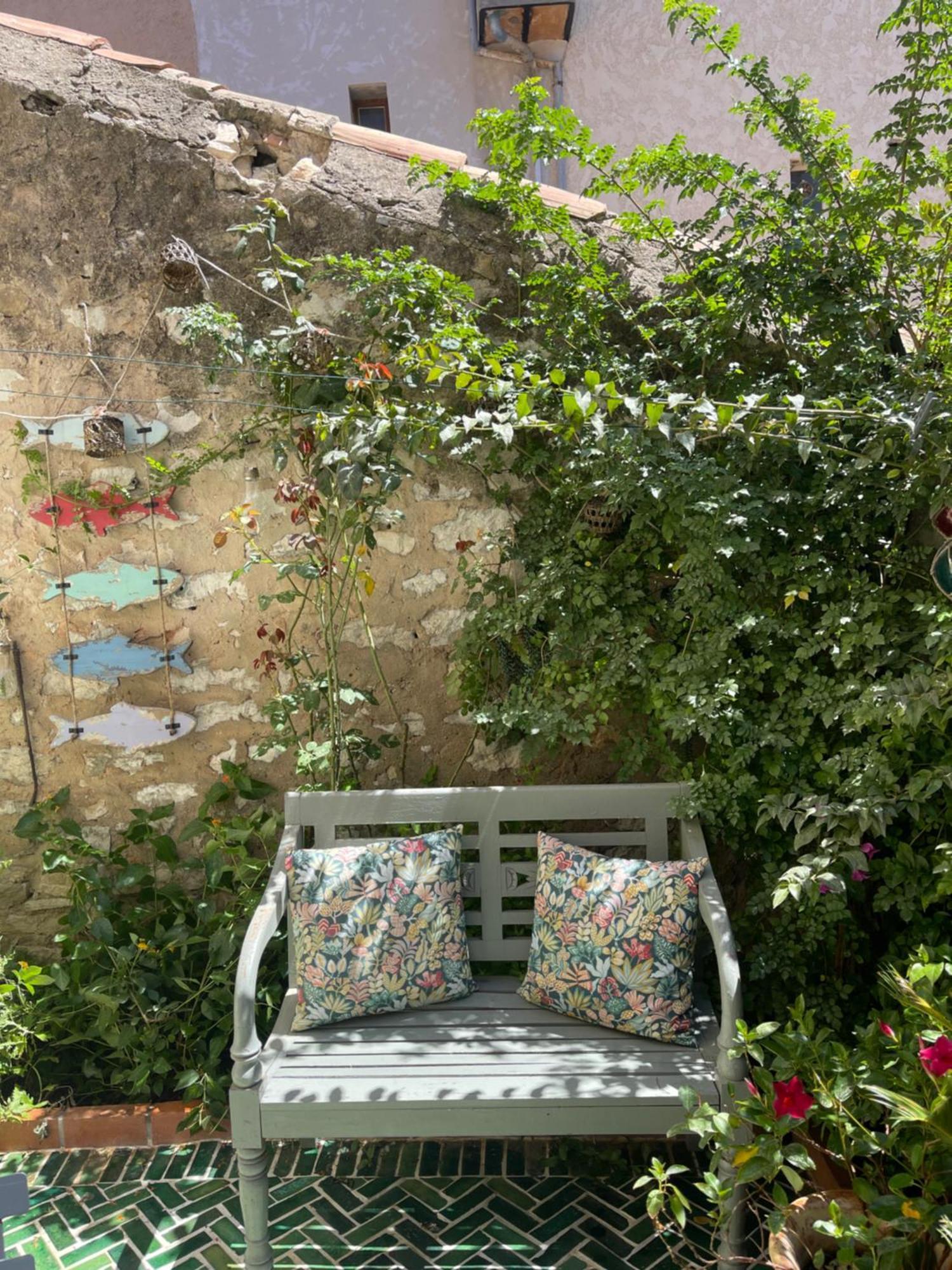 Petit Patio - 2 Chambres - Centre Ville - Climatisation Cassis Kültér fotó
